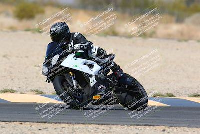 media/Mar-28-2022-Superbike Trackdays (Mon) [[b8603d0f67]]/Open Track Time/Turn 7/